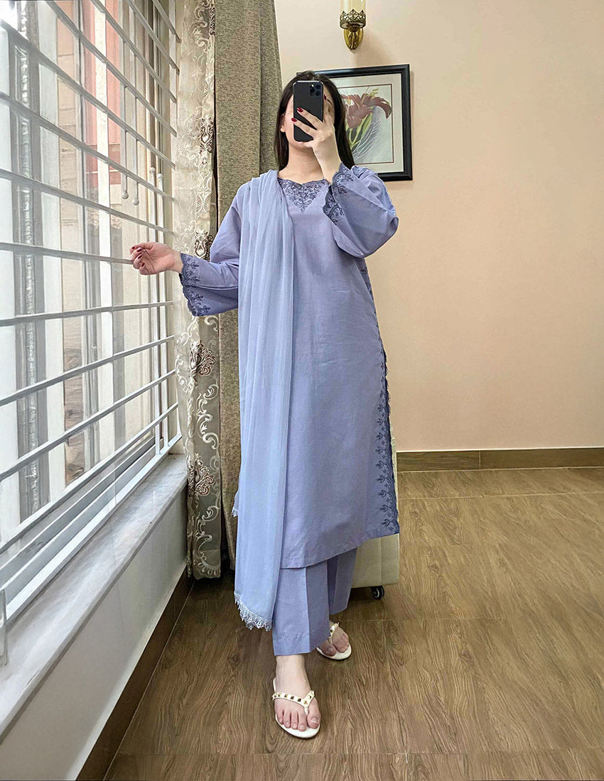 3 Piece – Embroidered Dress