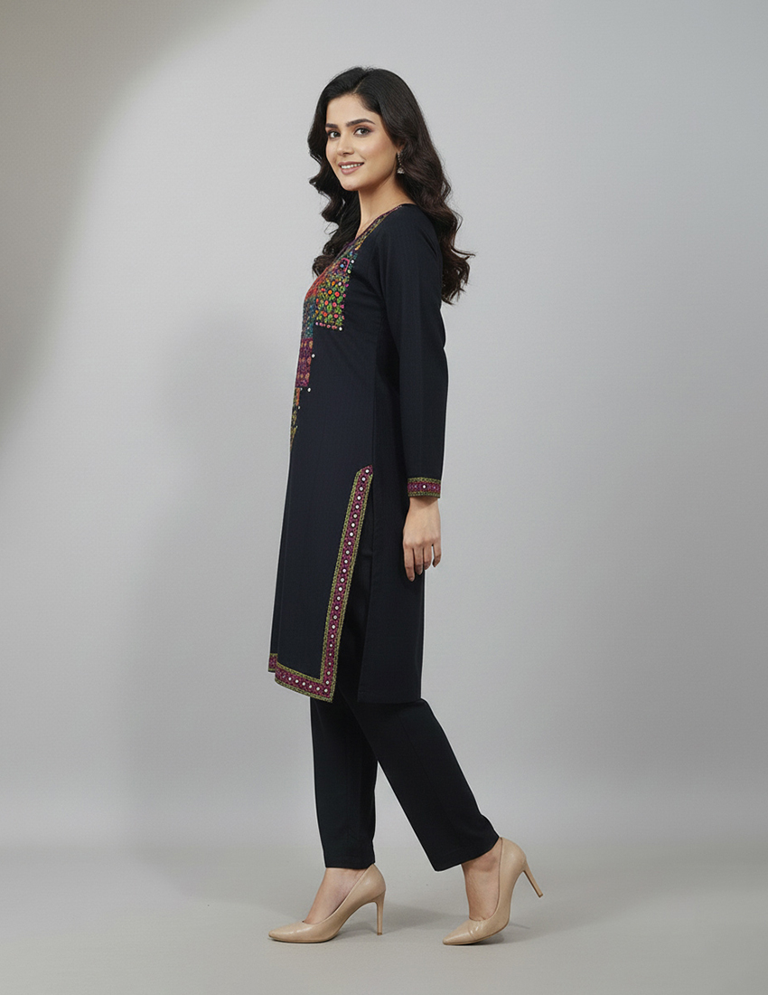 Alternative view of 9mm - Embroidered Suit