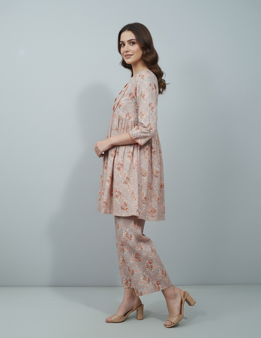 Alternative view of 2 Piece - Styled Printed Suit