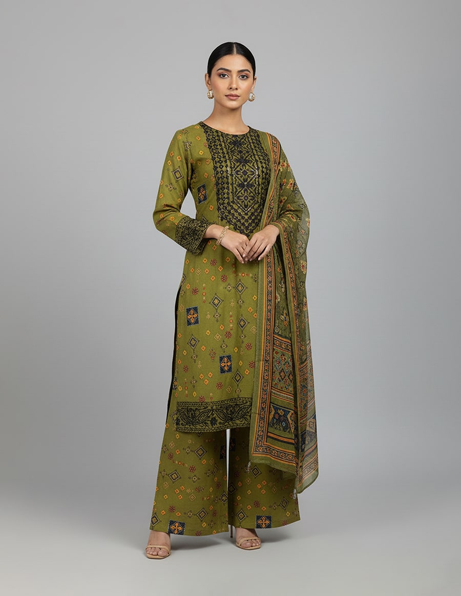 Alternative view of 3 Piece – Embroidered Dress